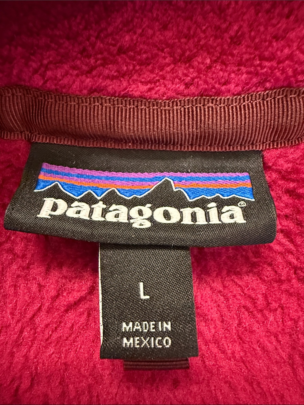Patagonia Raspberry Snap Pullover Fleece - Picture 2 of 8